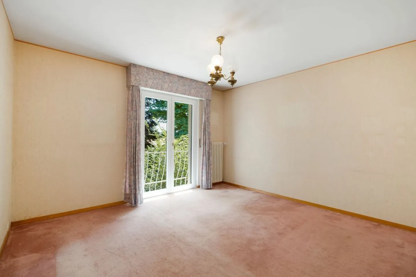 A family property in the heart of a preferred area - Photo 15 of 20