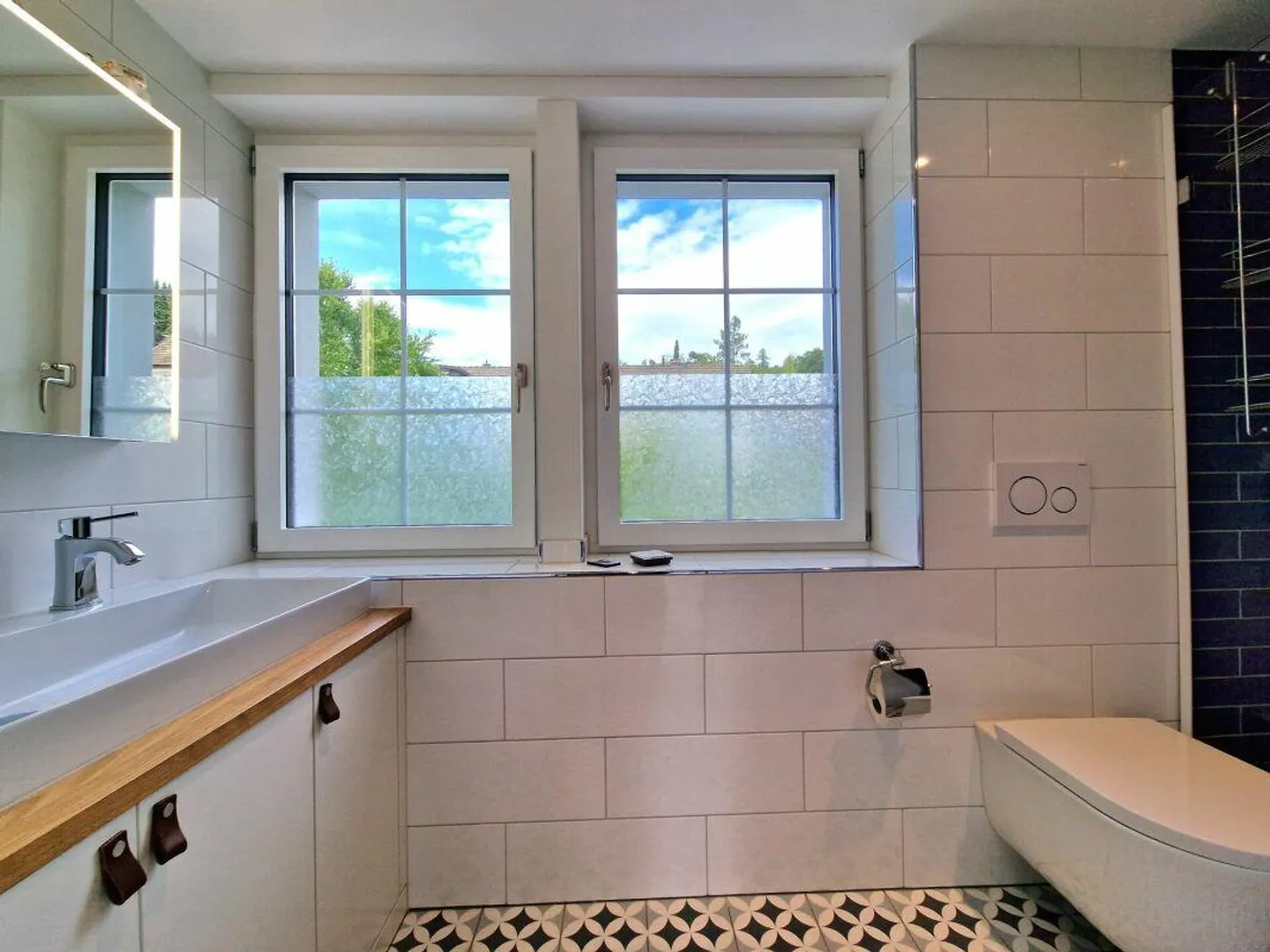 Alto Standard di Costruzione in una Posizione da Sogno con Vista - Foto 16 di 27