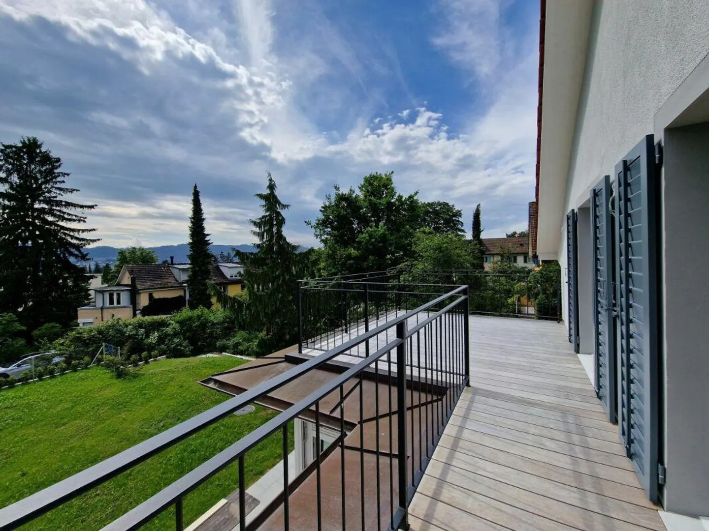 Alto Standard di Costruzione in una Posizione da Sogno con Vista - Foto 24 di 27