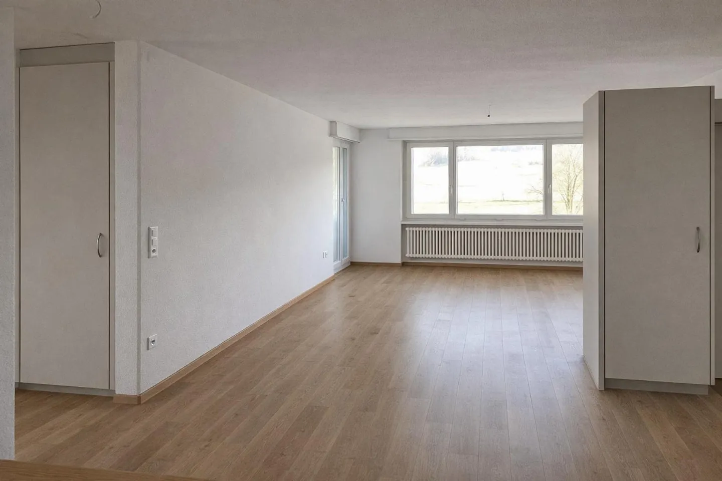 Appartamento soleggiato di 3,5 stanze - Foto 3 di 9