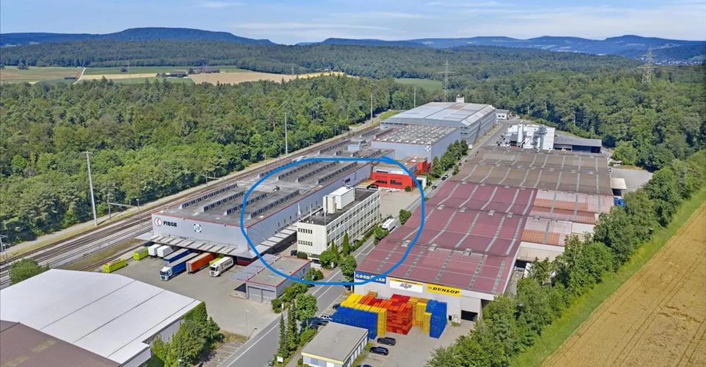 Spazi per uffici in un vivace quartiere dell'industria della logistica - Foto 1 di 3
