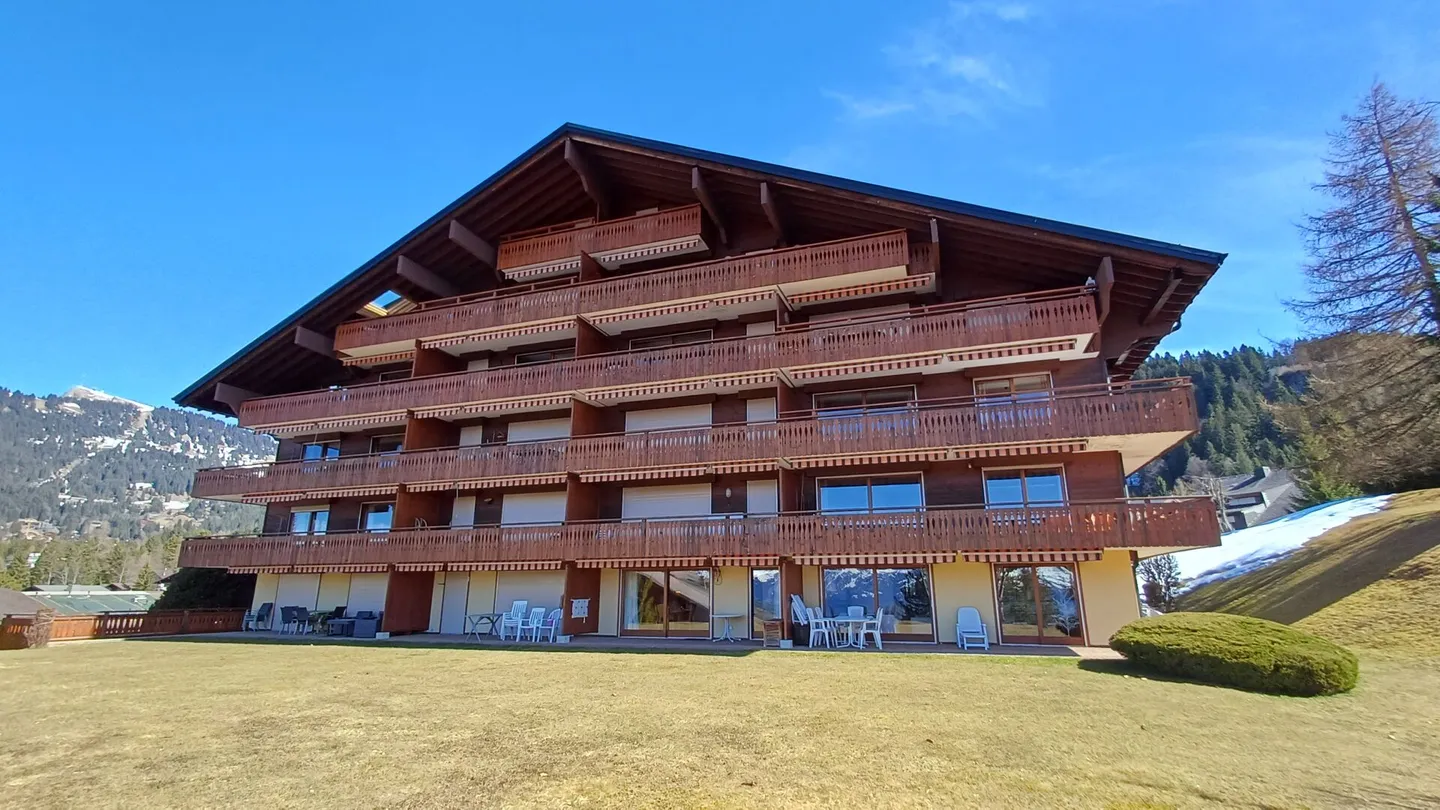 Appartement deux pièces au rez-de-chaussée avec accès au jardin - Photo 1 sur 9