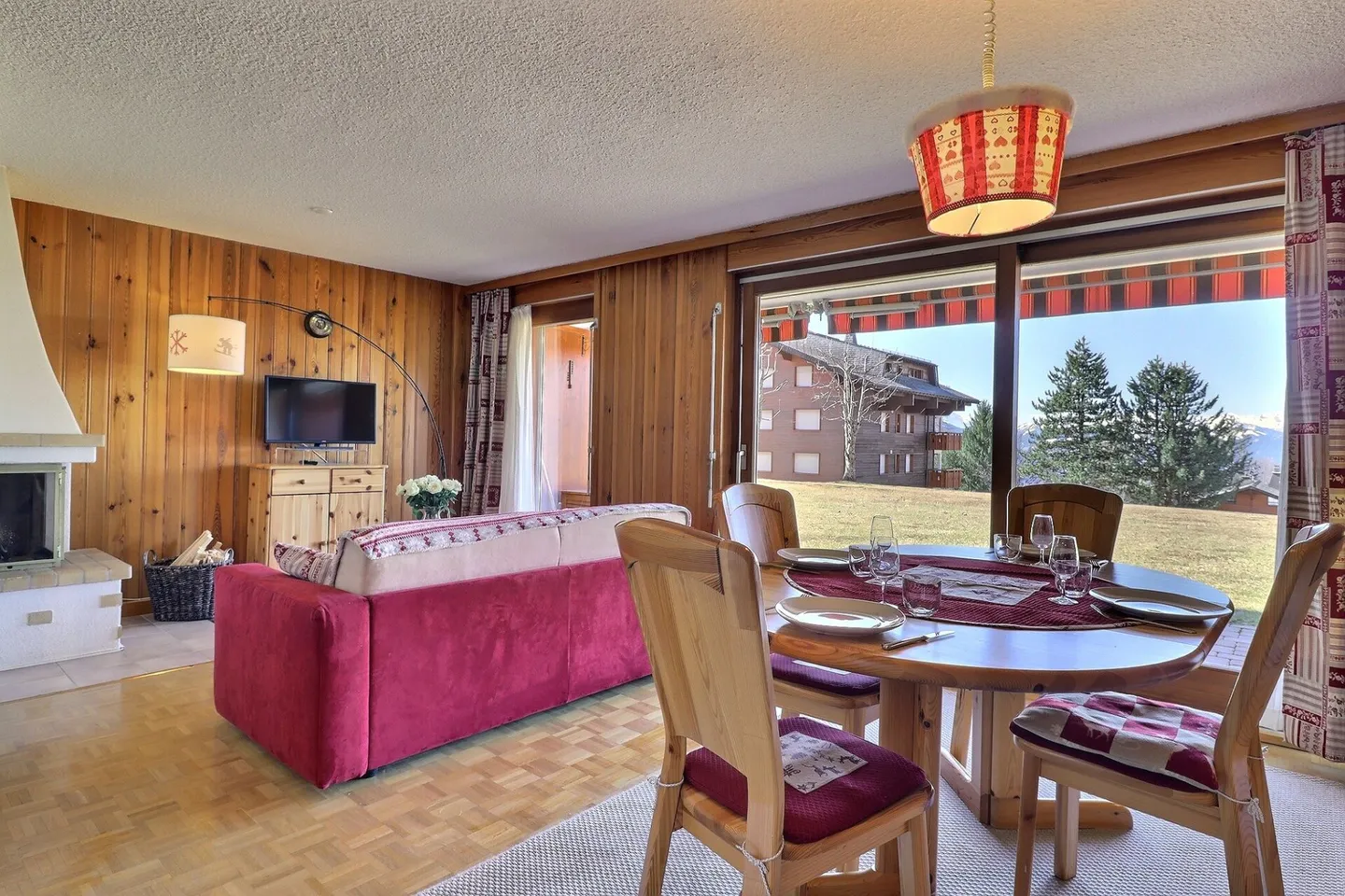 Appartement deux pièces au rez-de-chaussée avec accès au jardin - Photo 2 sur 9