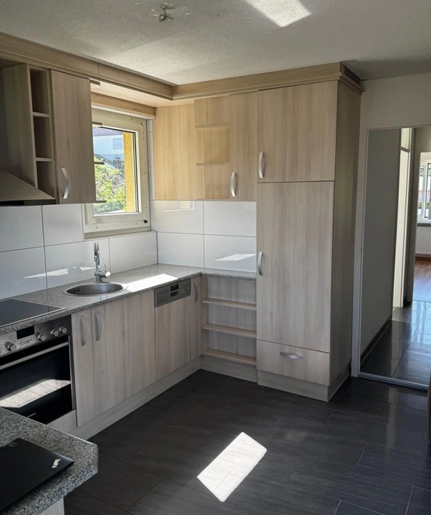 Appartamento di 3,5 stanze in affitto a Wädenswil - Foto 2 di 8