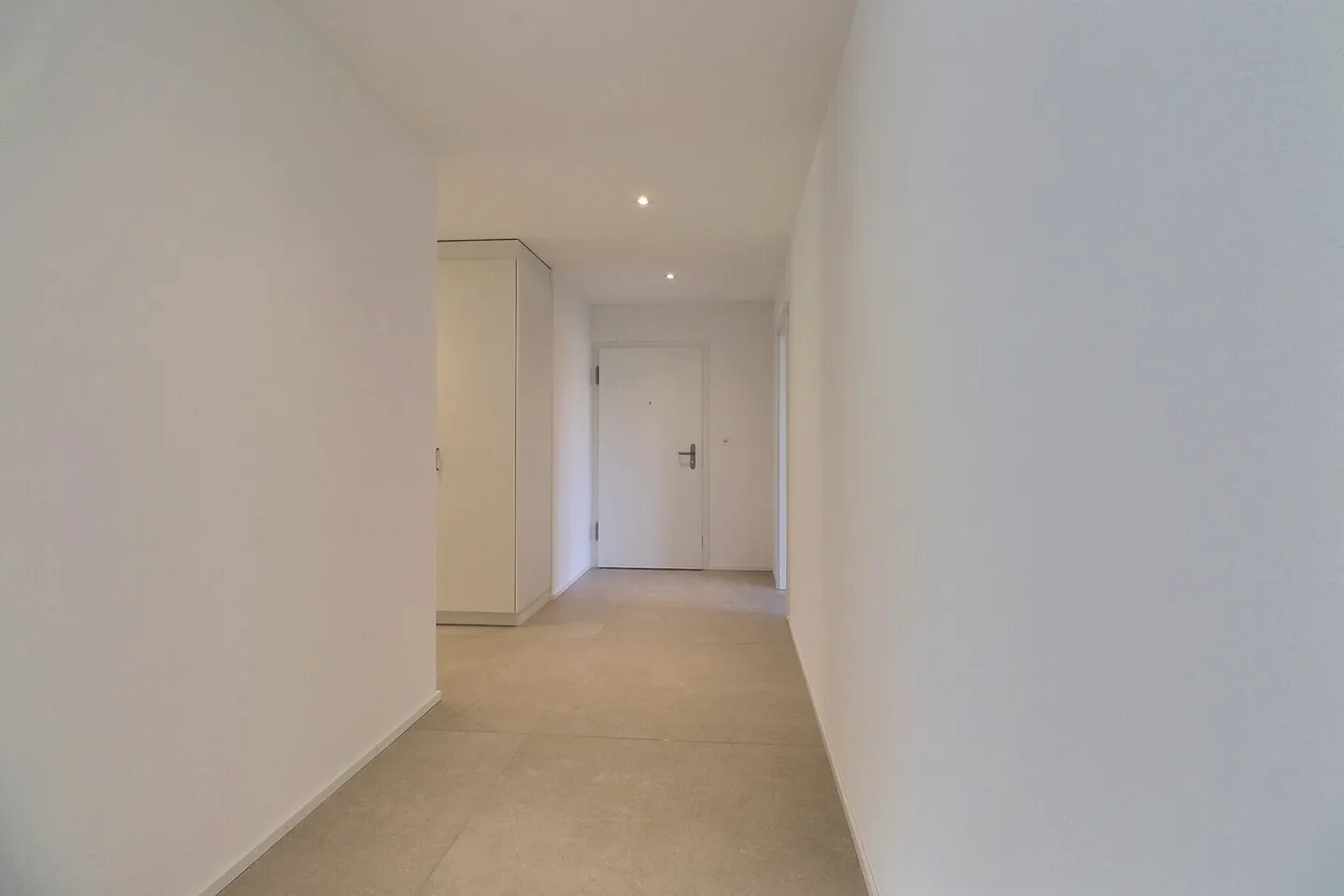 Magnificent 3.5-room apartment with garden in Moudon - Photo 3 of 13