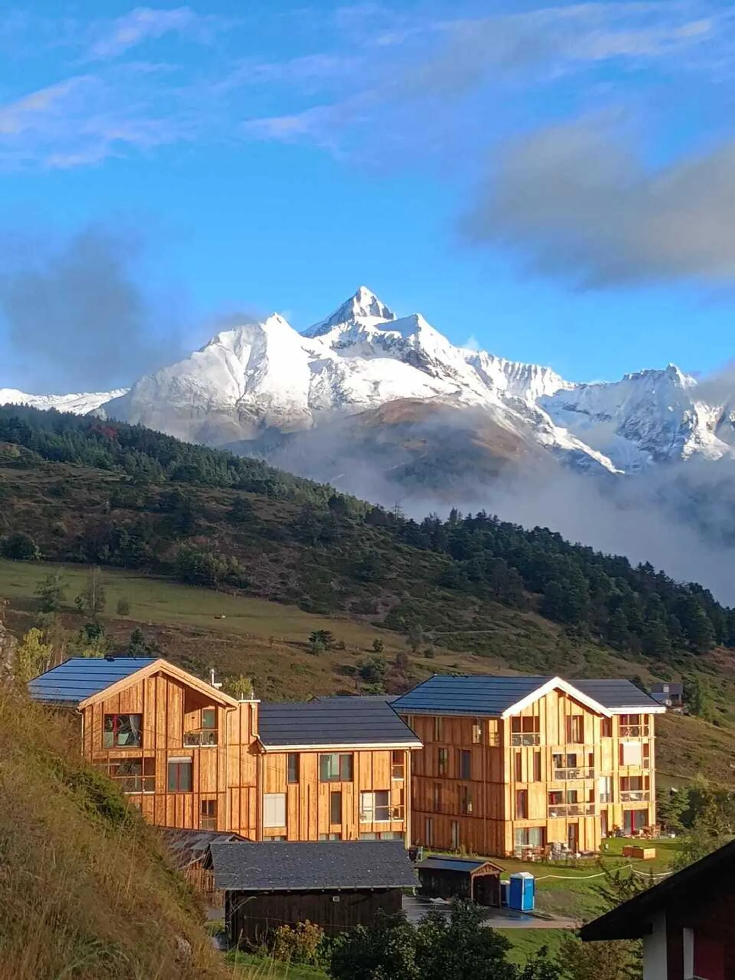 Appartamento moderno con vista montagna - Foto 8 di 13