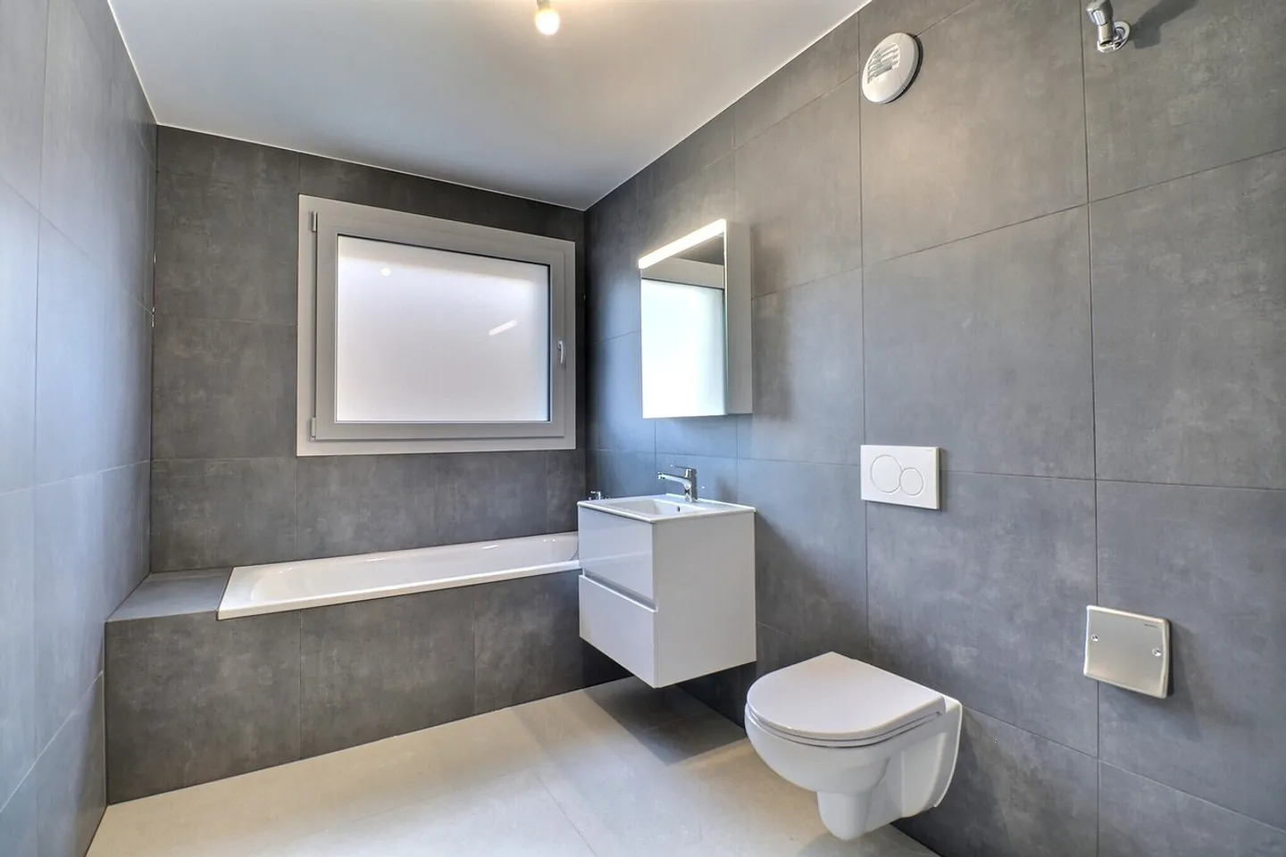 Magnificent 3.5-room apartment with garden in Moudon - Photo 4 of 13