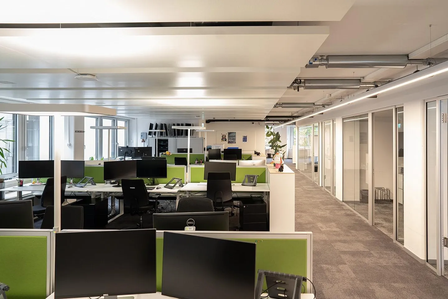 Modernes Büro in Zürich - Foto 3 von 12