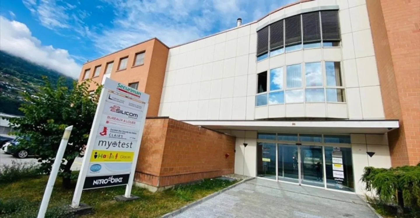 Office space for rent - Photo 7 of 13