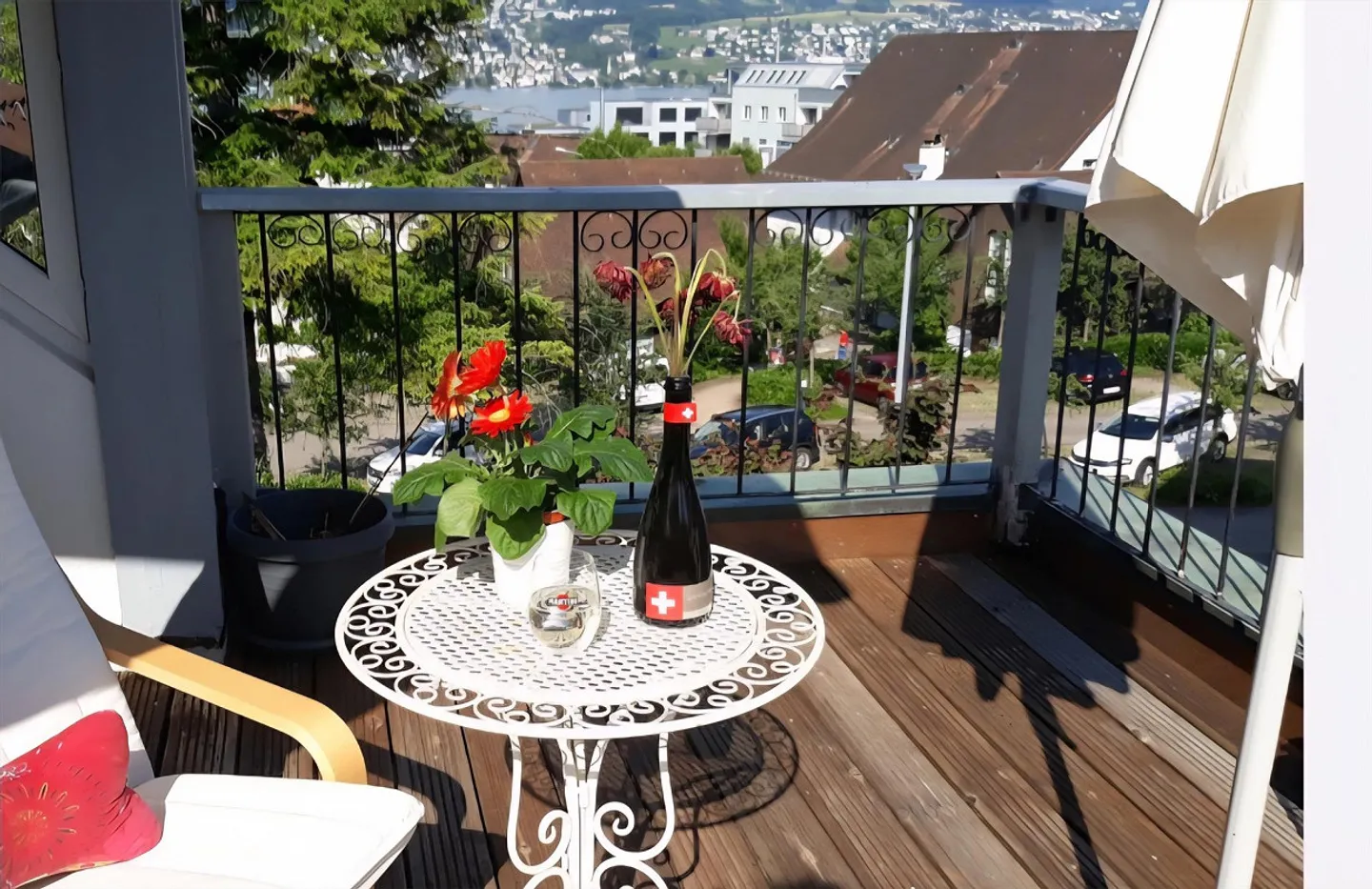 Attico con ampia terrazza e splendida vista lago - Foto 10 di 27