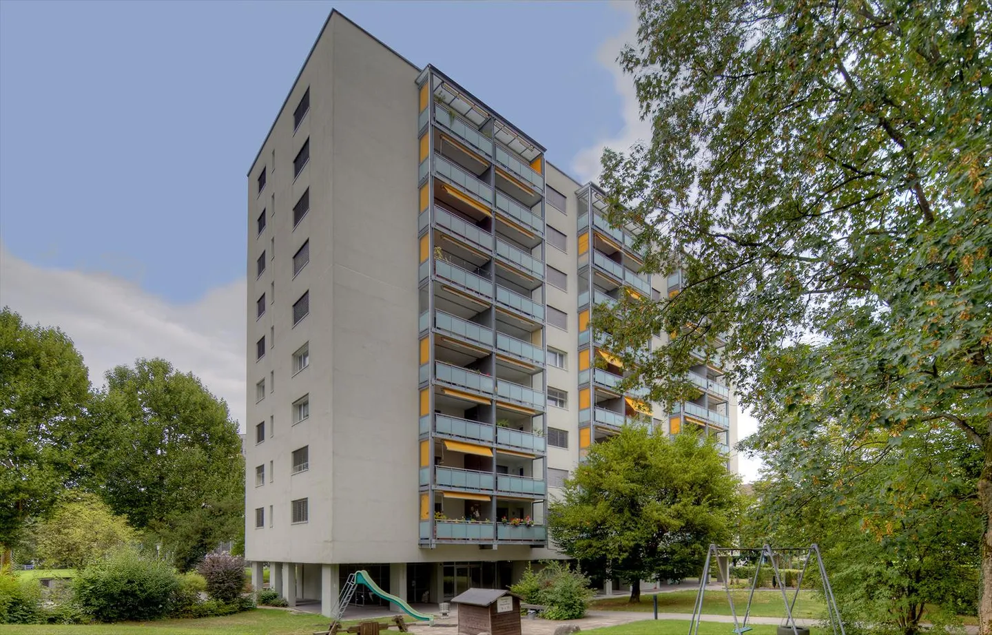 Un posto caldo per il tuo veicolo - Foto 1 di 1