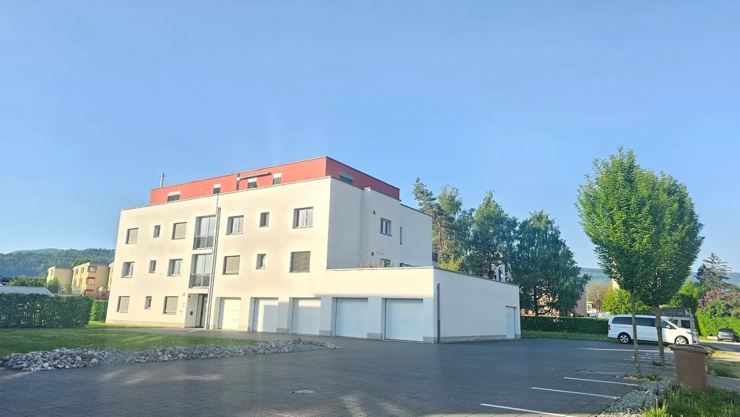 Vivere in cima: attico di 140 m² con terrazza di 128 m² - Foto 10 di 10