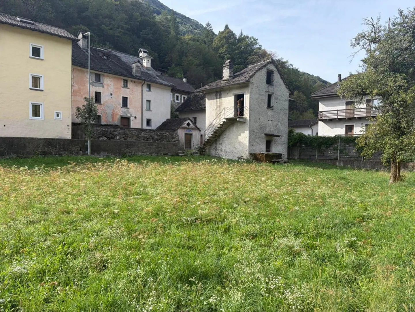 Bauland von 583 m2 mit rustikalem Gebäude zur Renovierung - Foto 2 von 15