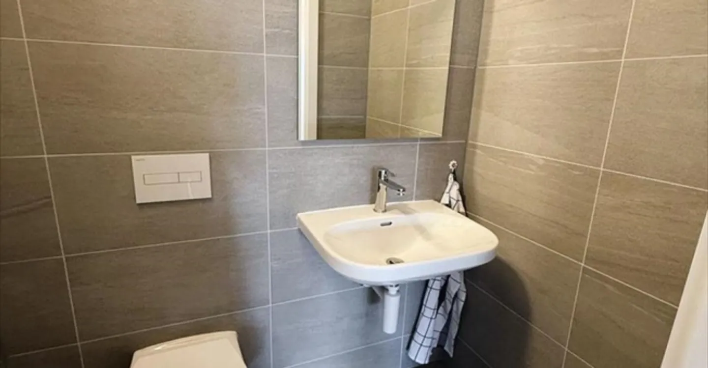 Industry - Photo 5 of 7