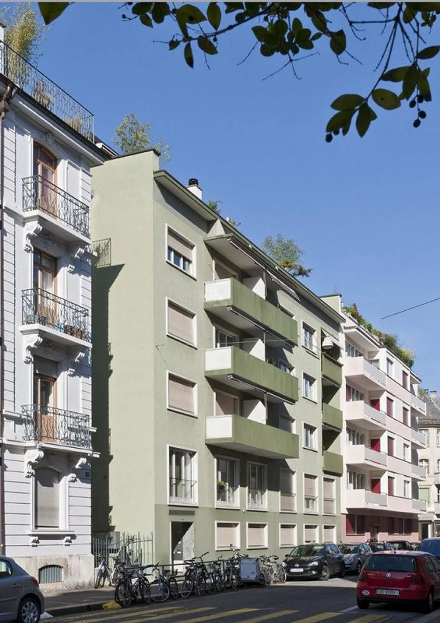 Quiet residential area near the University of Basel - Photo 1 of 6