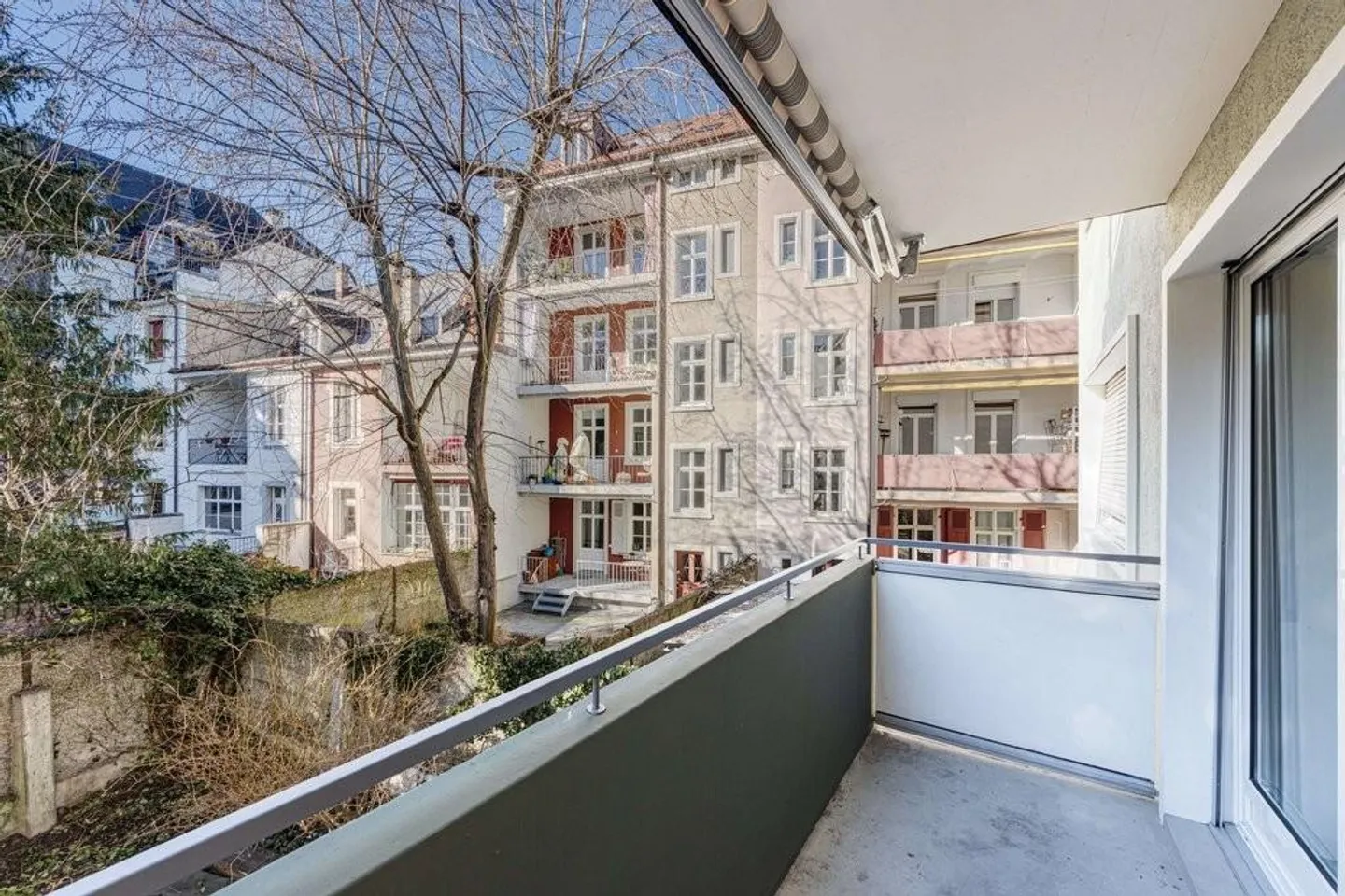 Quiet residential area near the University of Basel - Photo 6 of 6