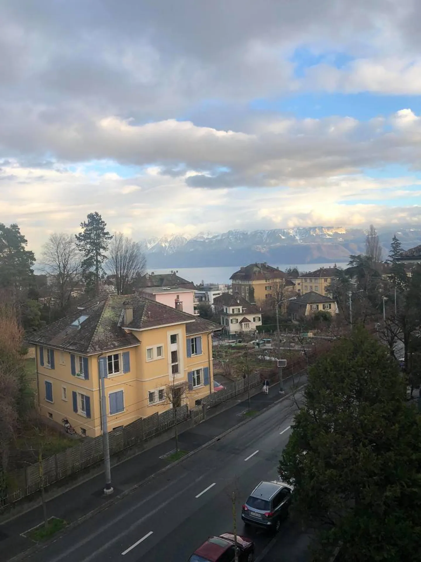 For rent - 4.5 room apartment of 84m2 - Av. Victor-Ruffy 31 - 1012 Lausanne - Photo 1 of 12