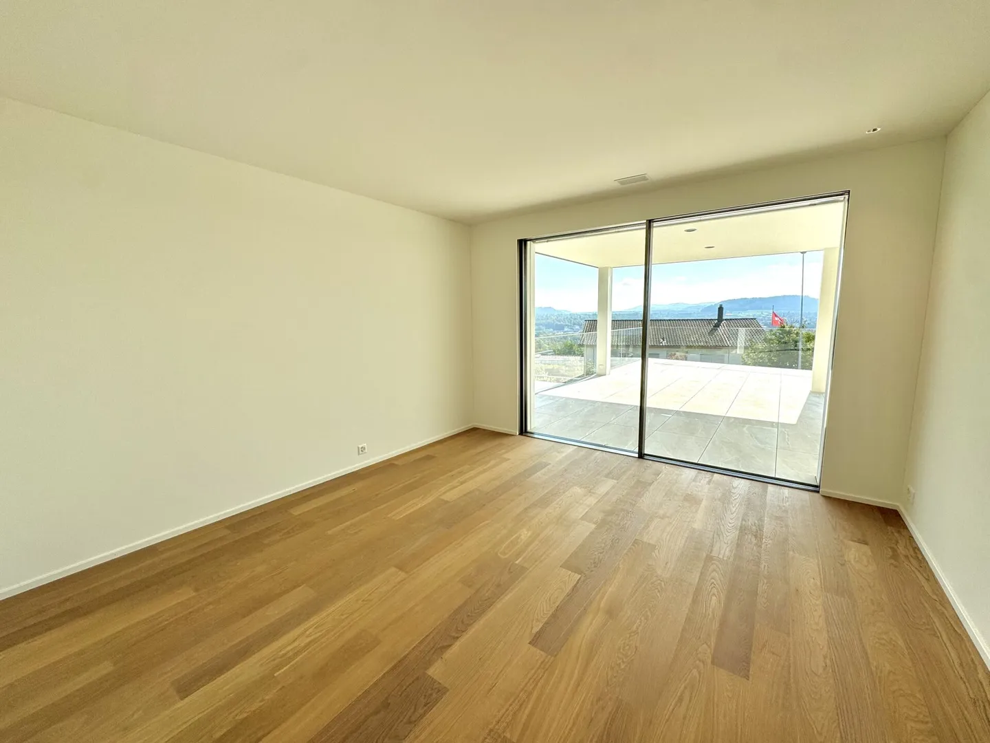 Traumhaus mit moderner Technik, Solaranlage und spektakulärer Terrasse mit Bergblick - Foto 12 von 18
