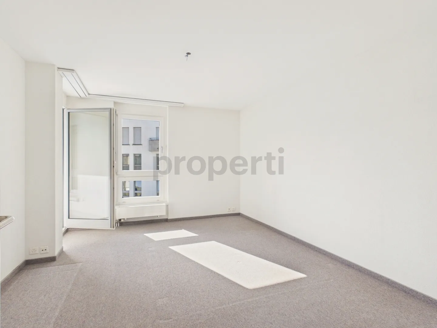 Appartement lumineux de 3,5 pièces avec balcon à Uzwil - Photo 4 sur 11