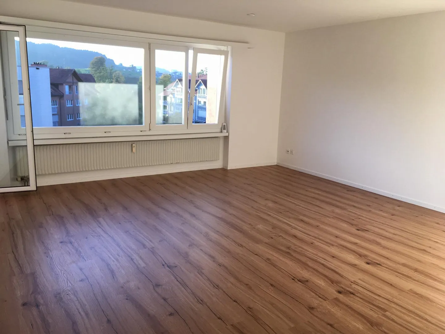 Agencement spacieux et belle vue - Photo 5 sur 9