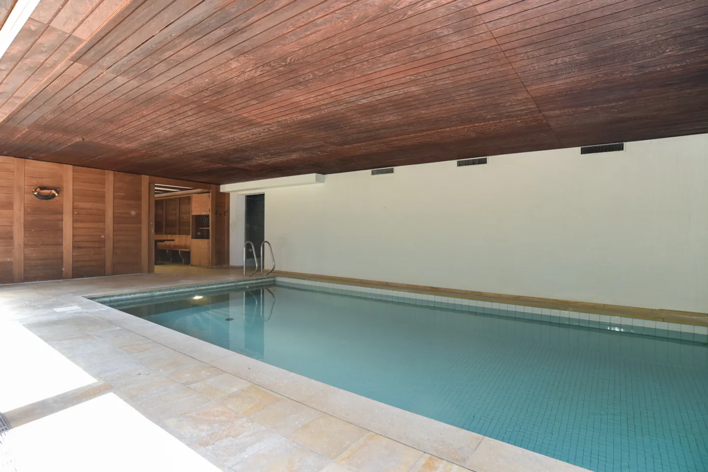 Private indoor pool included – Living of a special kind - Photo 7 of 7