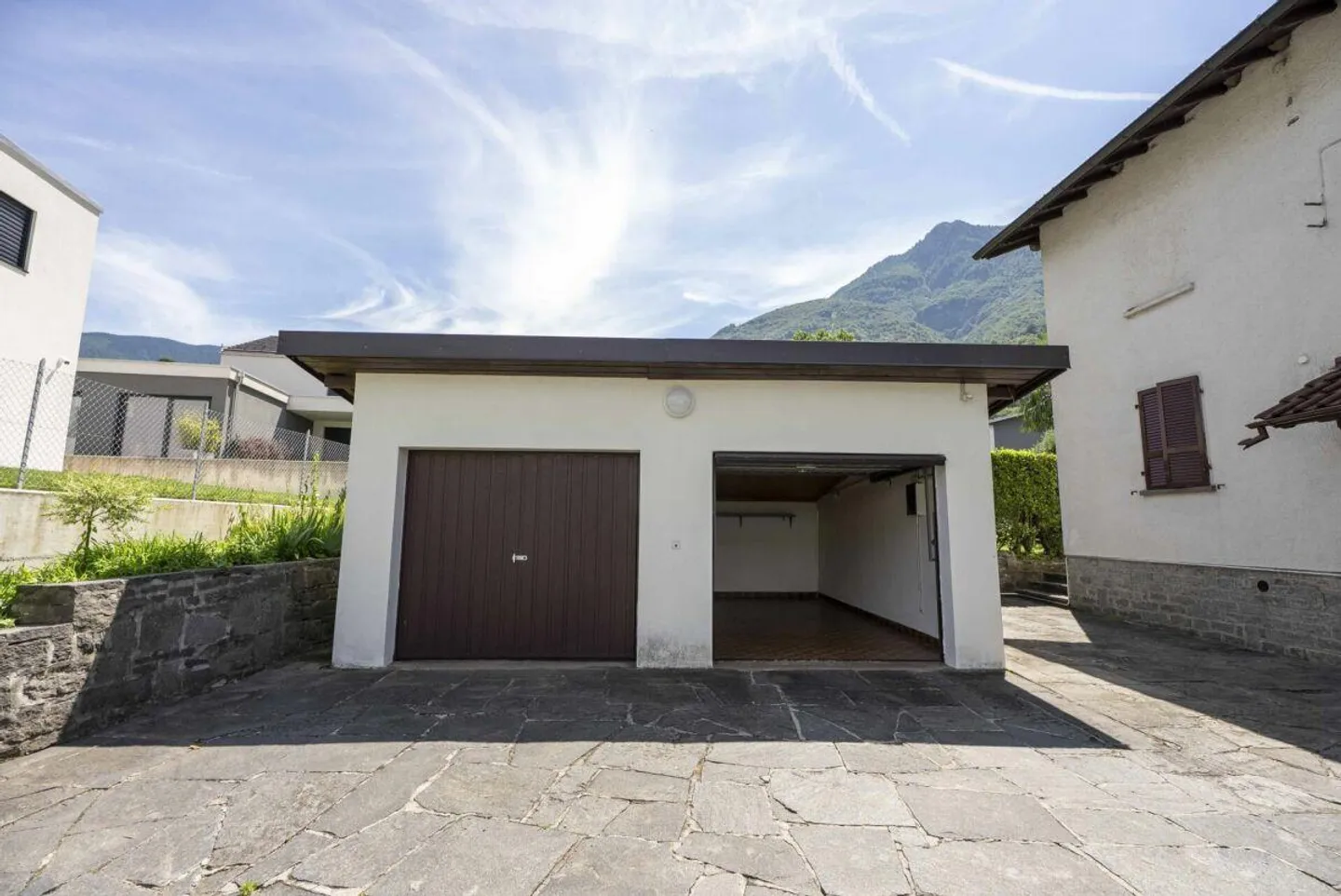 Vendiamo interessante casa a Camorino - Foto 5 di 16