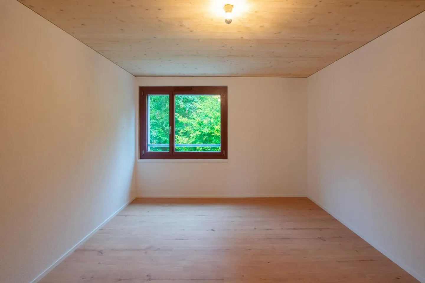 Sécurisez le dernier appartement de 3 pièces maintenant - Photo 3 sur 4