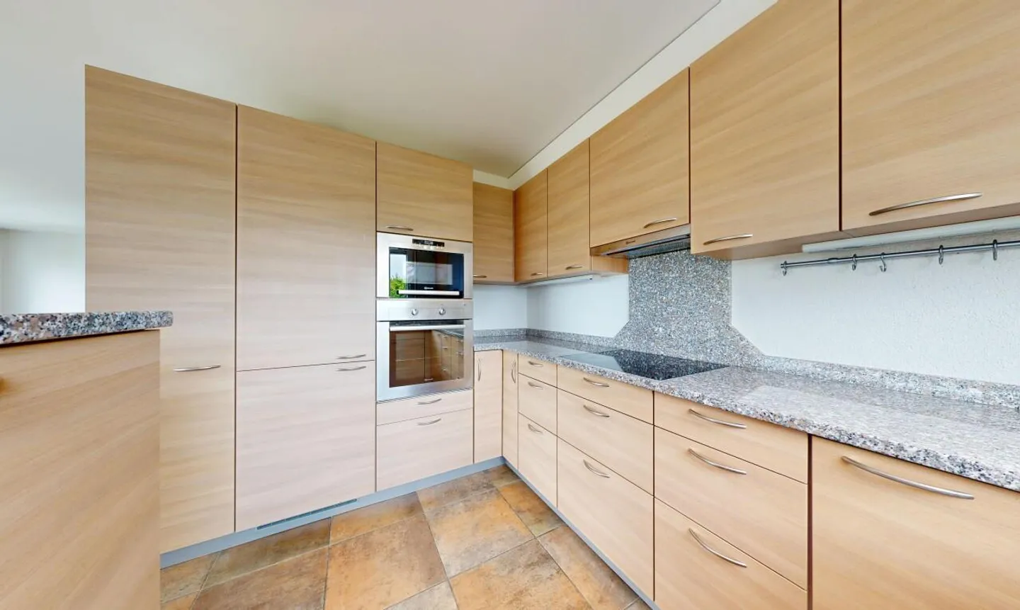 Spacious and Bright Apartment with a View in Ipsach - Photo 2 of 11