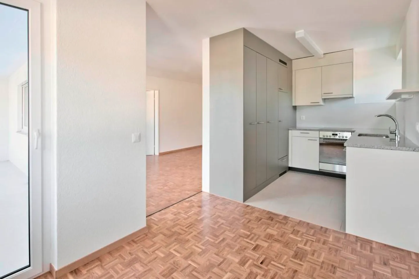 Apartment for rent - Photo 1 of 7