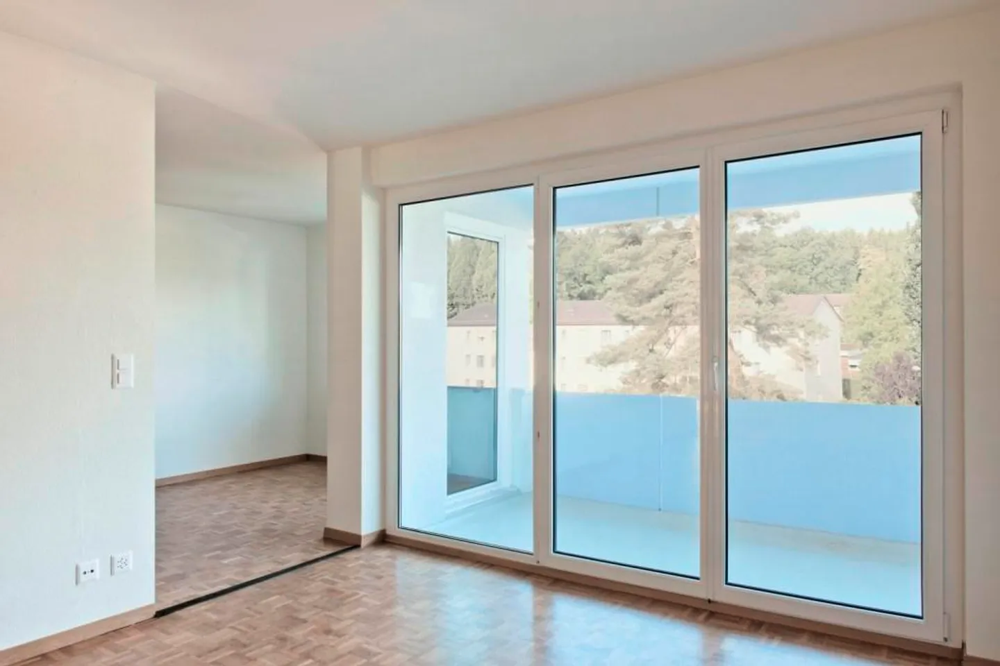 Apartment for rent - Photo 2 of 7