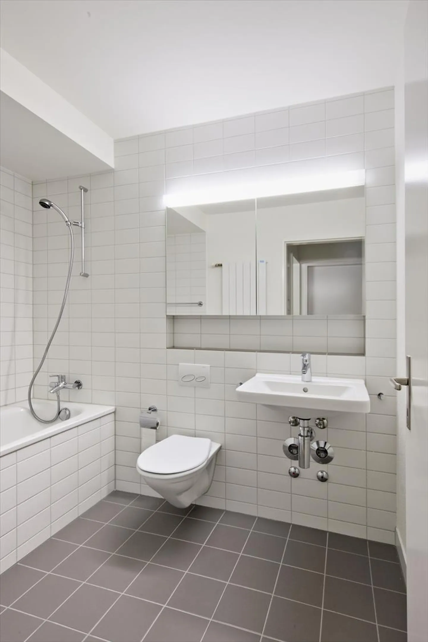 Apartment for rent - Photo 4 of 7