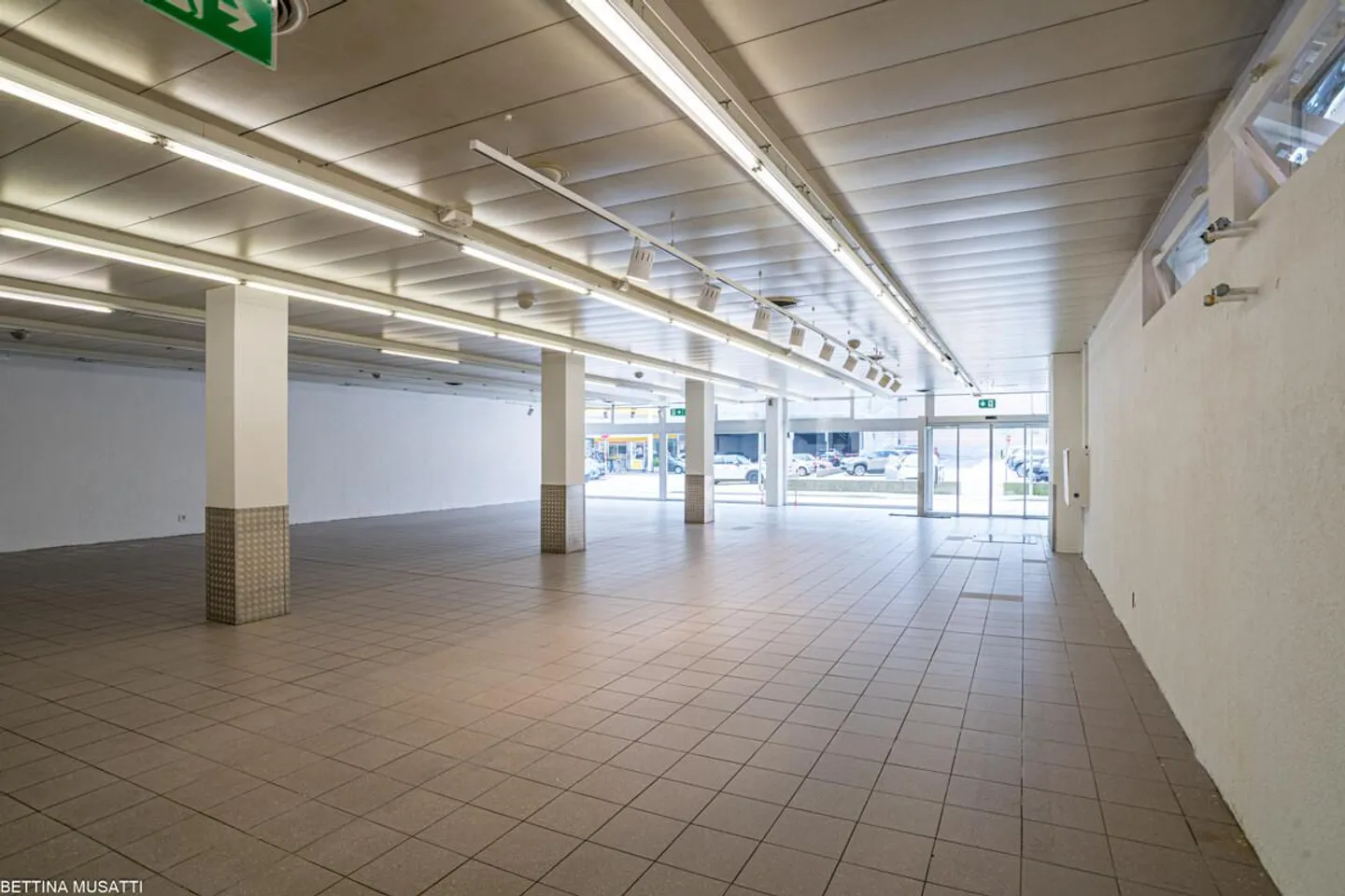 CHIASSO - COMMERCIAL SPACE YOUR NEXT BUSINESS STARTS HERE - Photo 1 of 13