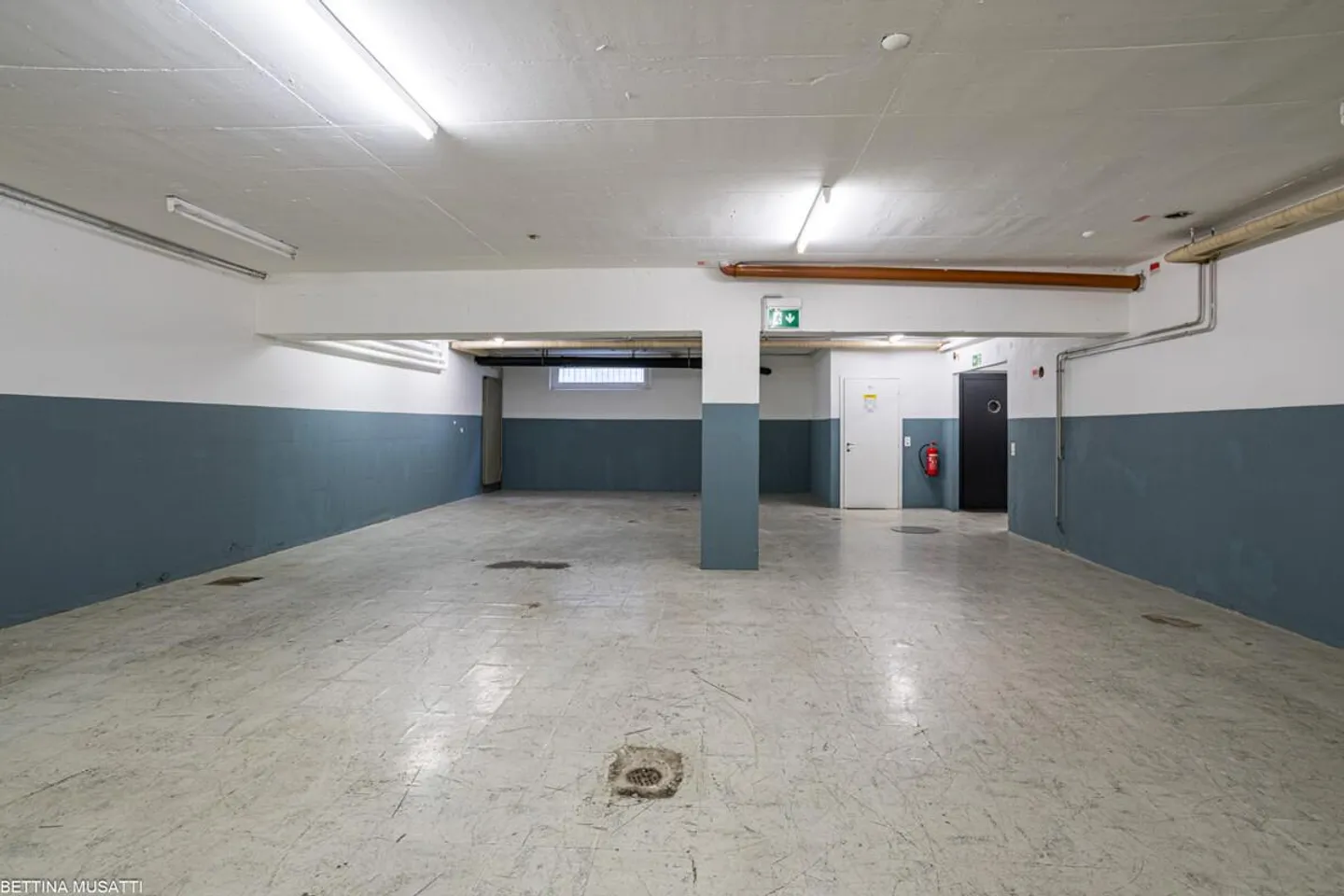 CHIASSO - COMMERCIAL SPACE YOUR NEXT BUSINESS STARTS HERE - Photo 7 of 13