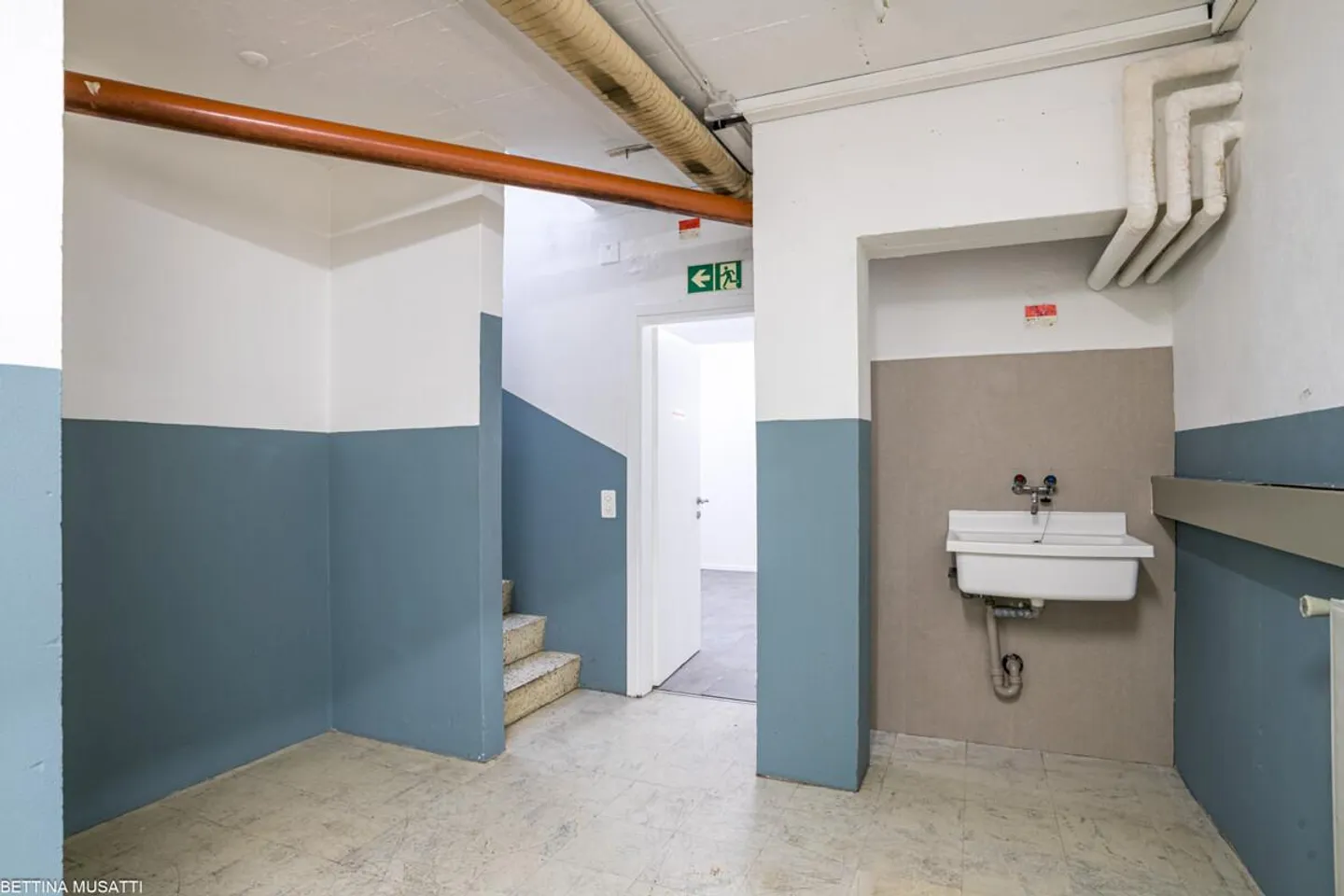 CHIASSO - COMMERCIAL SPACE YOUR NEXT BUSINESS STARTS HERE - Photo 8 of 13