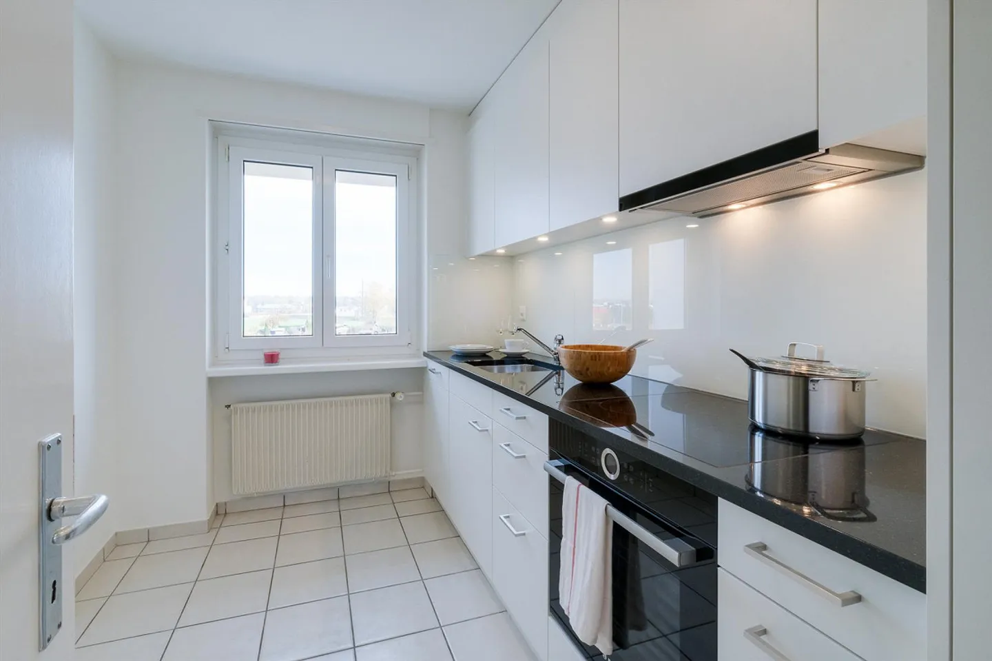 Vivere moderno con area giardino a Zuchwil! - Foto 1 di 11