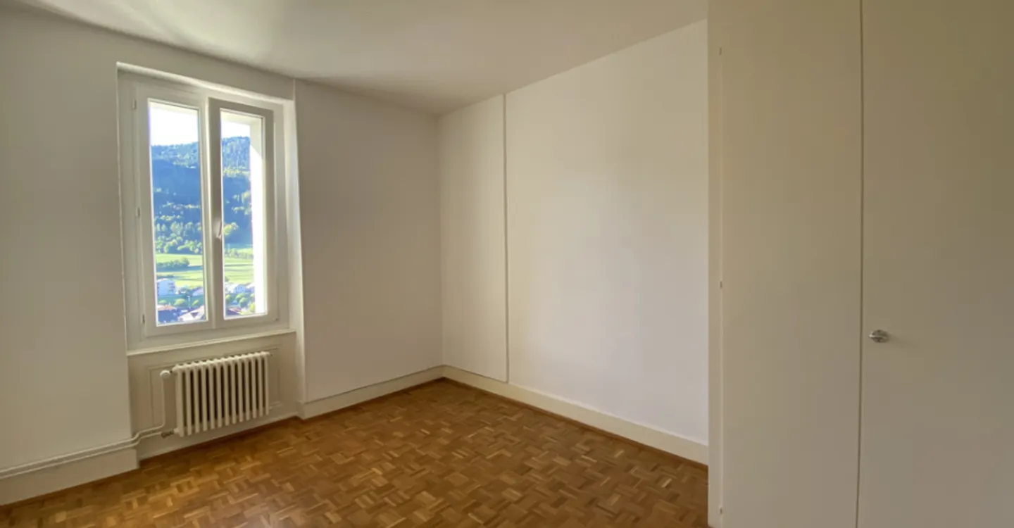 Spacieux balcon avec vue dégagée - Foto 3 von 7