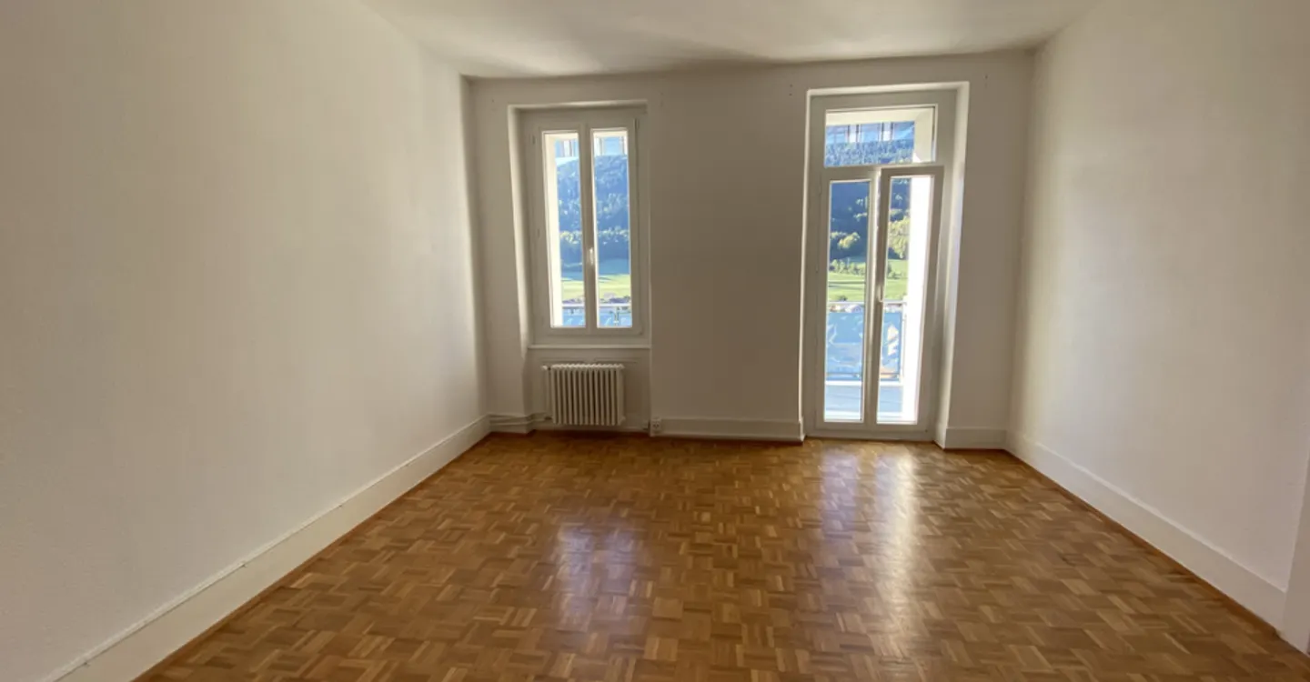 Spacieux balcon avec vue dégagée - Foto 4 von 7