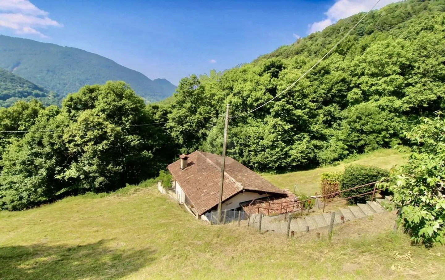 PACE E VISTA SULLA VALLE - Foto 2 di 6