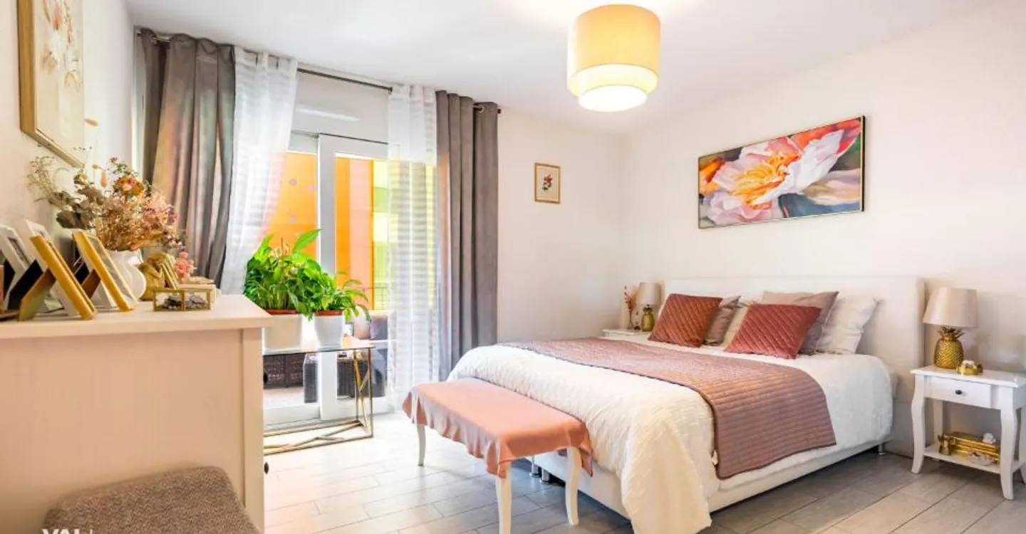 Un appartement 2.5 pièces avec loggia et revenu locatif immédiat - Foto 4 di 12