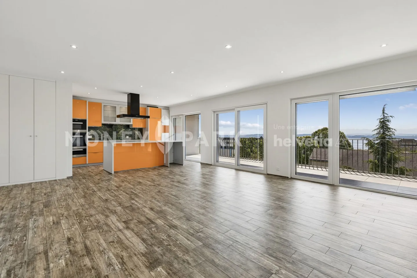 Beautiful duplex apartment - Photo 3 of 15