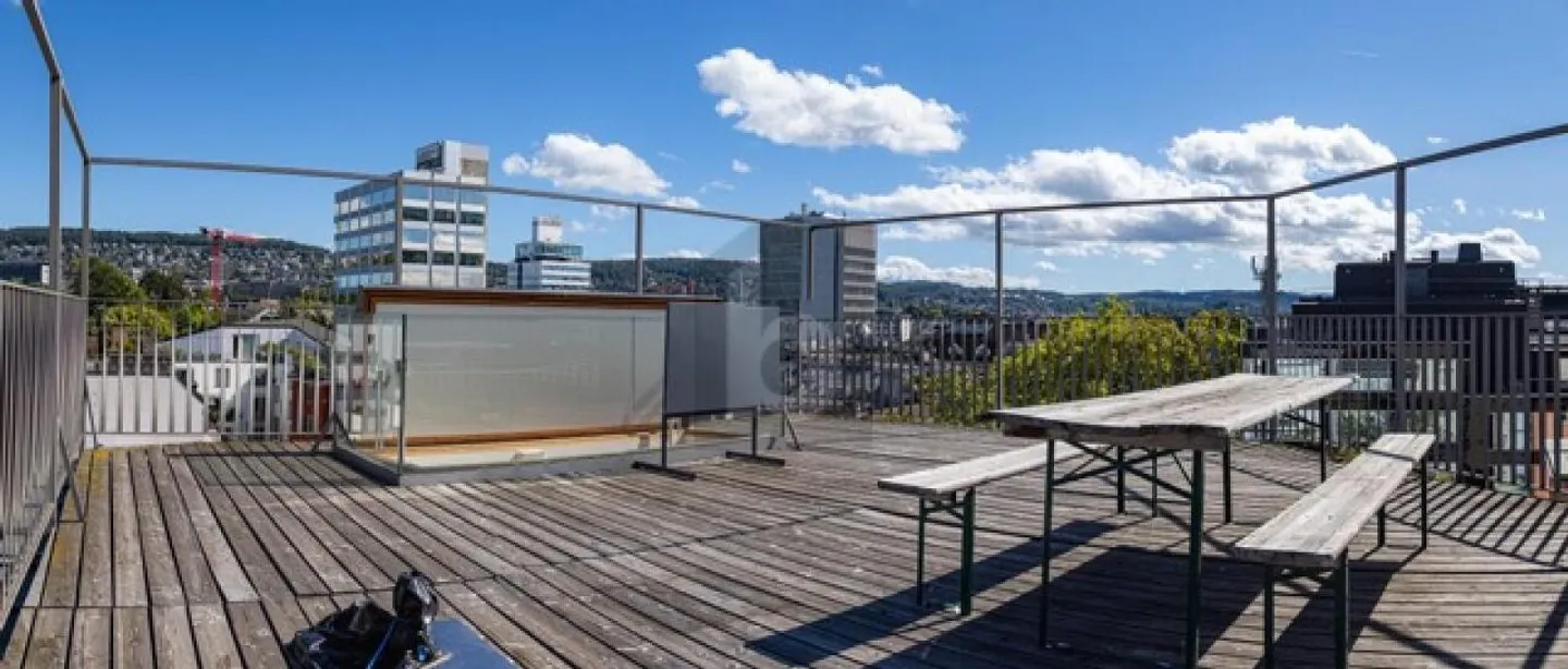 IN MIGLIORE POSIZIONE CON TERRAZZA SUL TETTO - Foto 3 di 6