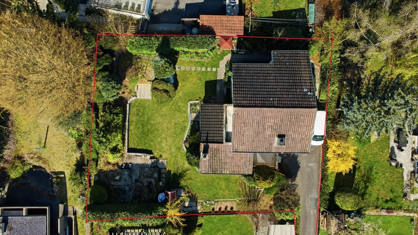 Charmantes Einfamilienhaus mit Garten - Foto 12 von 13