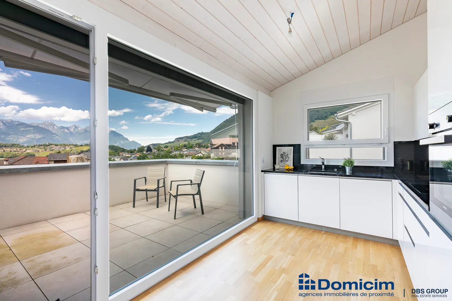 Modernes Apartment mit herrlichem Blick - Foto 1 von 10