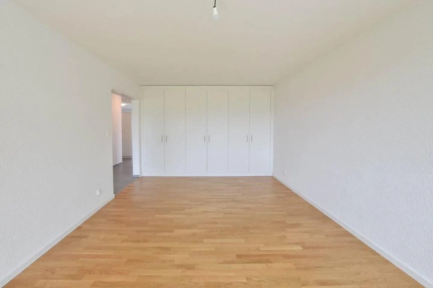 Modern 4.5-room apartment for rent - Photo 5 of 9