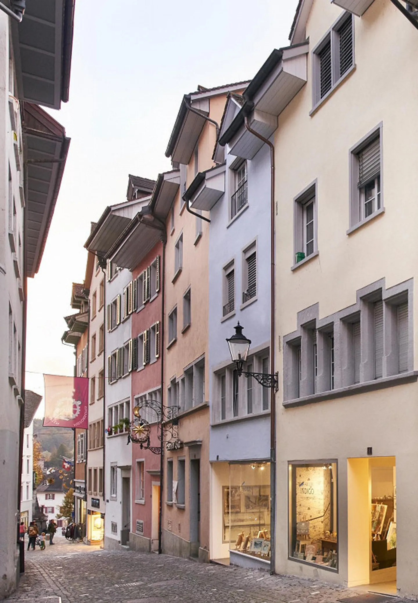 Appartement penthouse attrayant de 2 pièces - Photo 1 sur 11