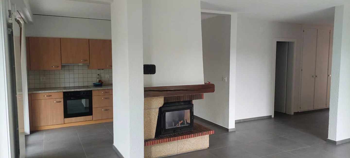 In affitto a Fresens? Magnifico appartamento familiare di 4 stanze con terrazza - Foto 2 di 9