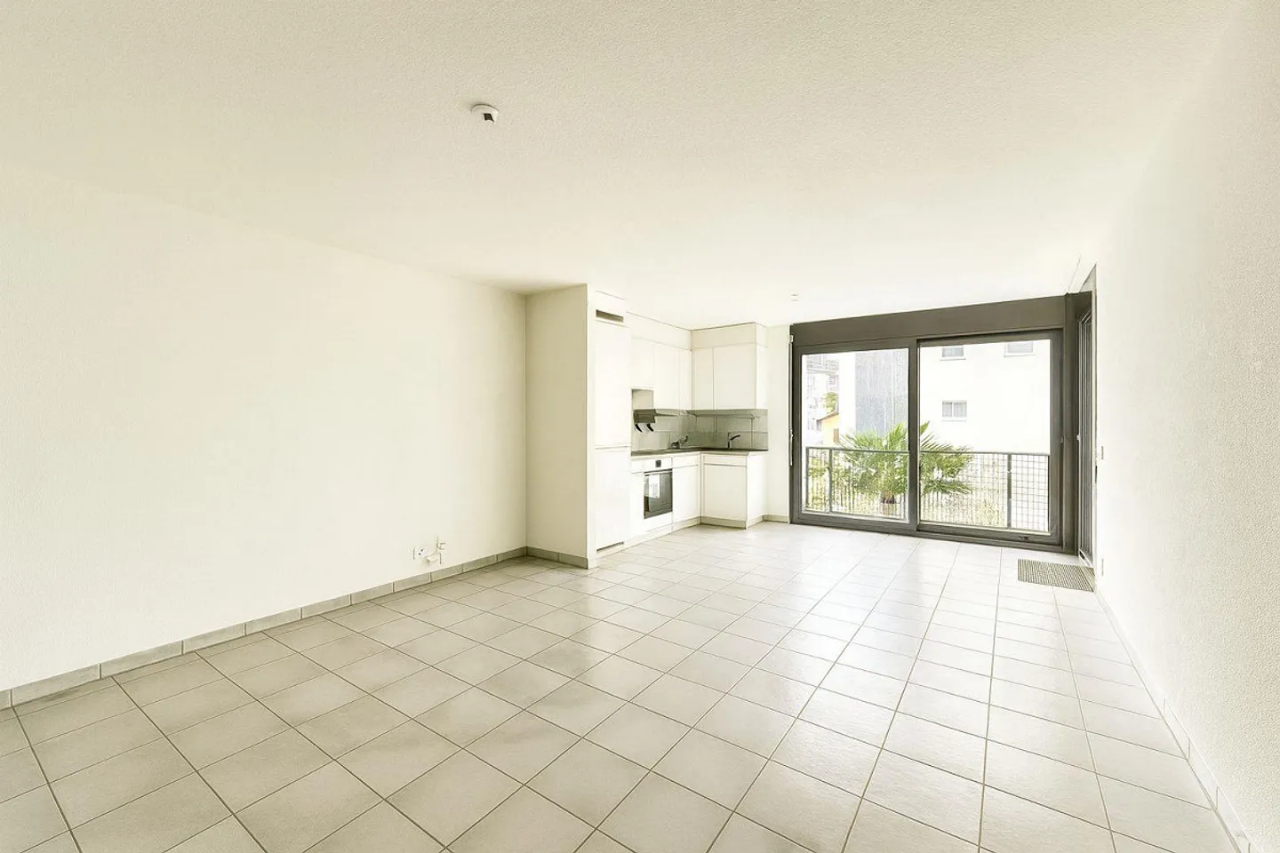 Practical 2.5-room apartment for rent in Locarno - Photo 1 of 9