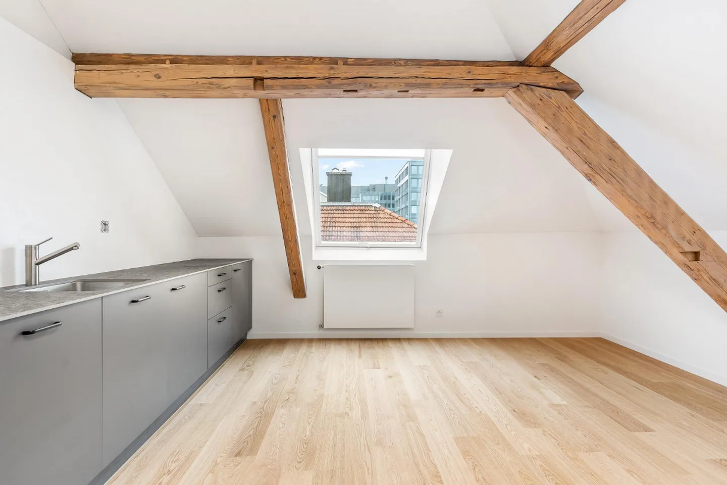 Attractive office space in a central location - near St. Gallen train station - Photo 2 of 11