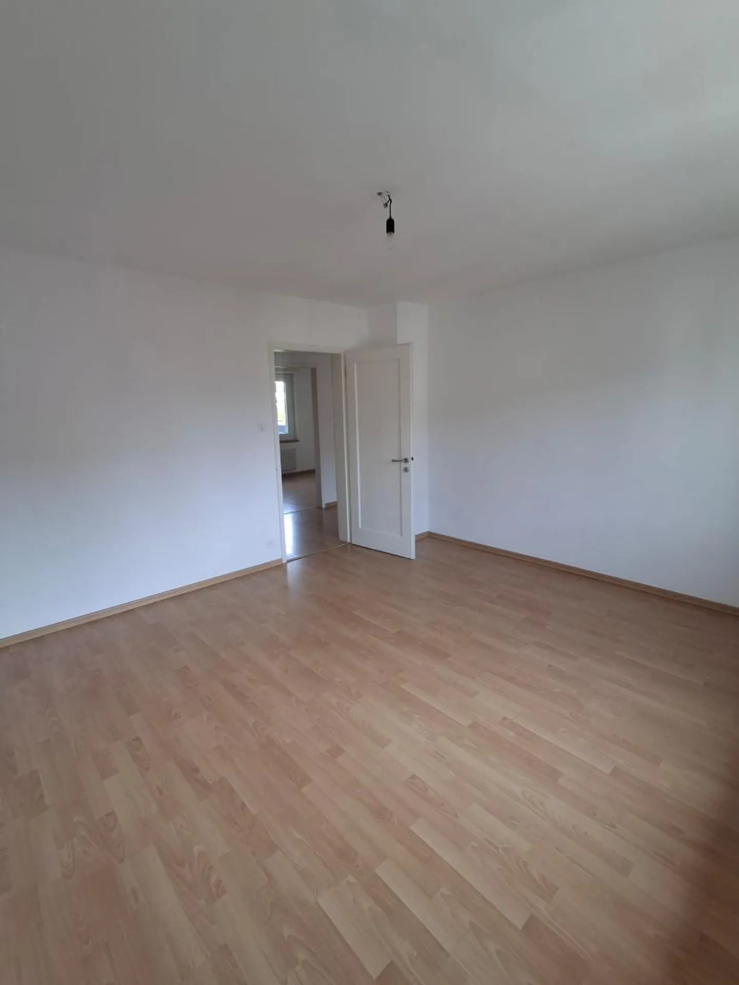 4,5-Zimmer-Wohnung - Foto 7 von 11