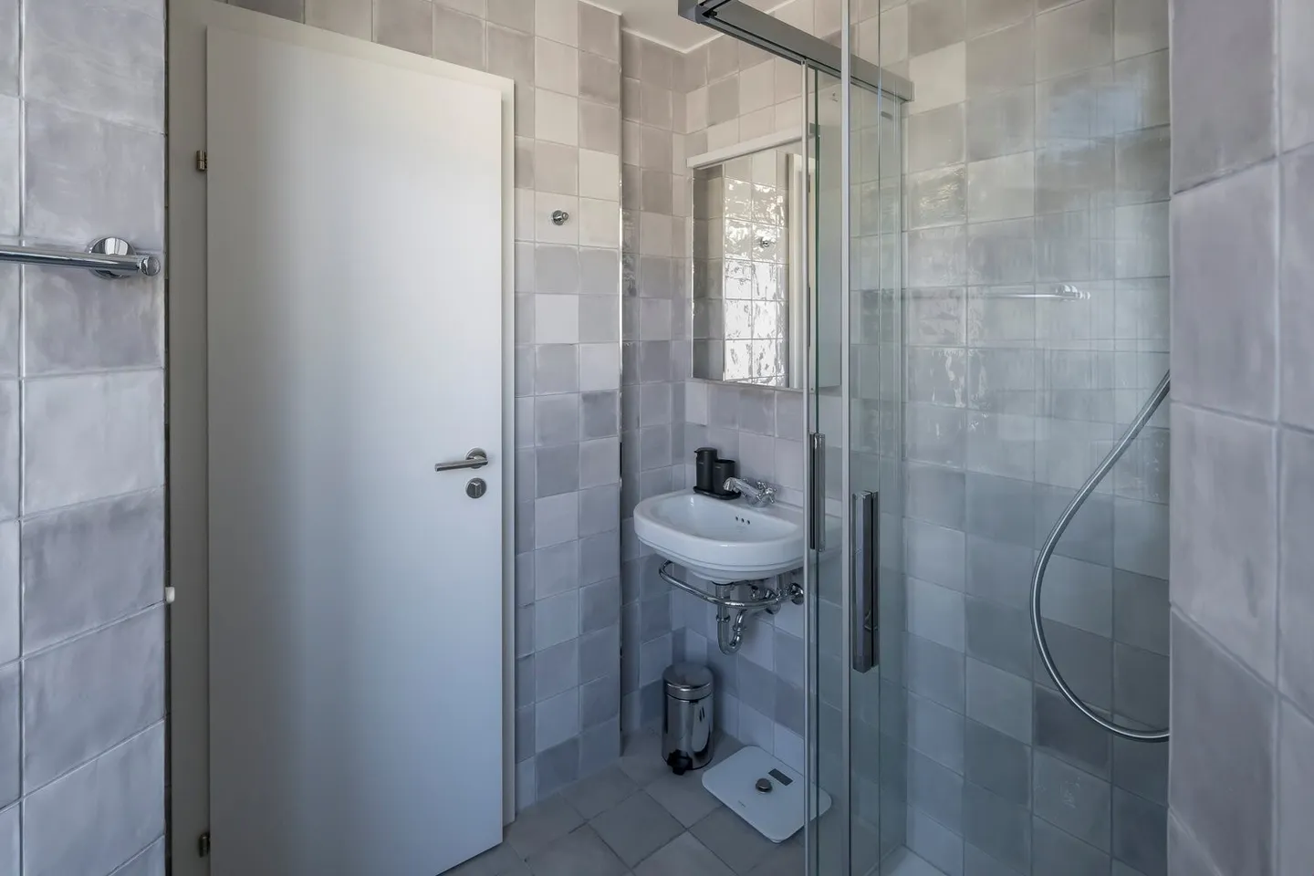 New furnished studio in a very central location in Kriens - Photo 5 of 11